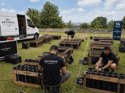 Feu d’artifice du 14 juillet : notre expertise au service des communes