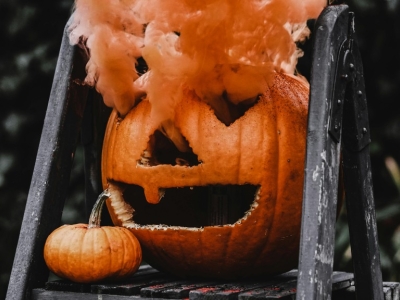 Fumigène pour Halloween : créez une ambiance terrifiante et réussie